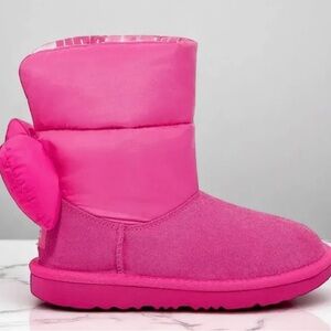 UGG Bailey Bow Maxi in Bright Pink